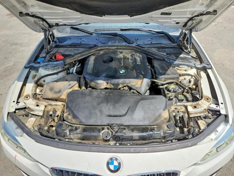 2017 BMW 330 XI 11