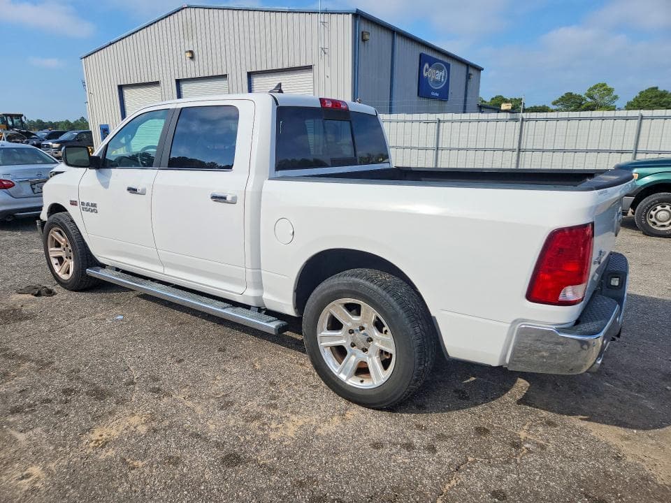 2018 RAM 1500 SLT 2