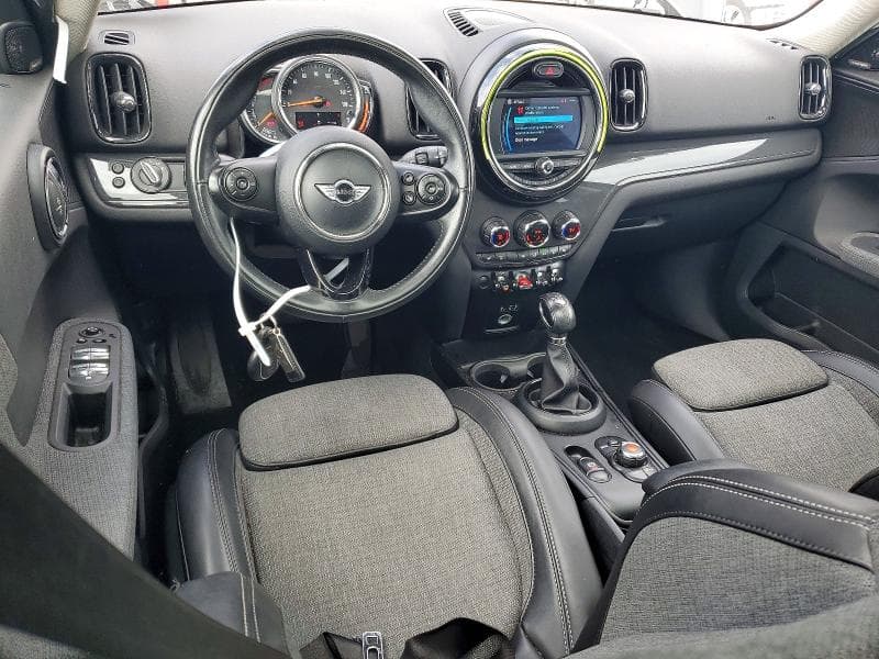 2018 MINI COOPER COUNTRYMAN 8