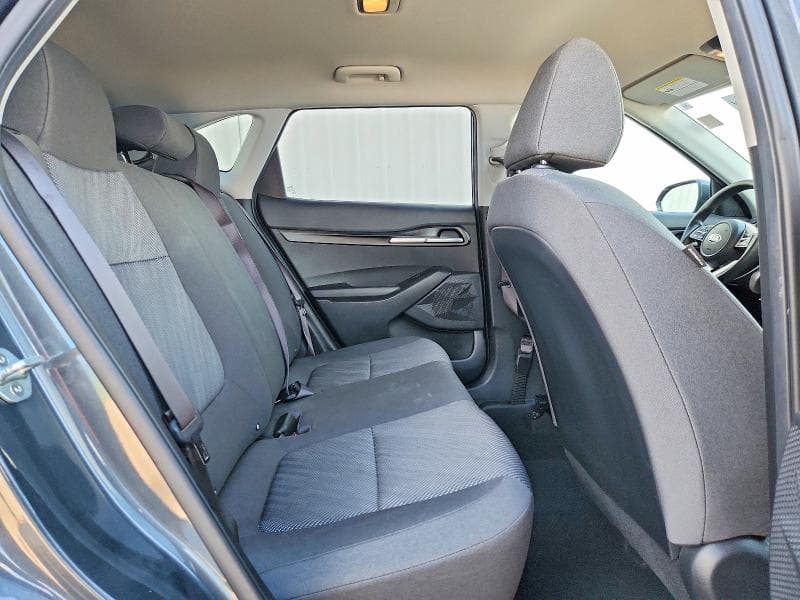 2021 KIA SELTOS LX 11