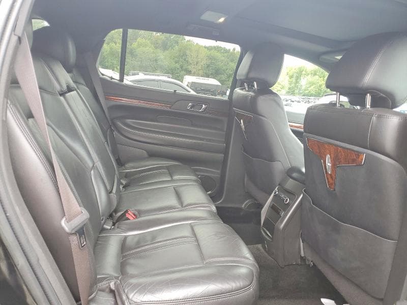 2018 LINCOLN MKT 10