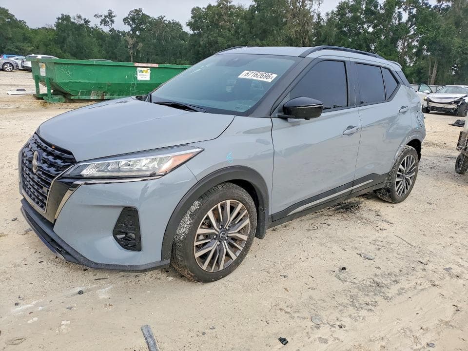 2023 NISSAN KICKS SR - 1