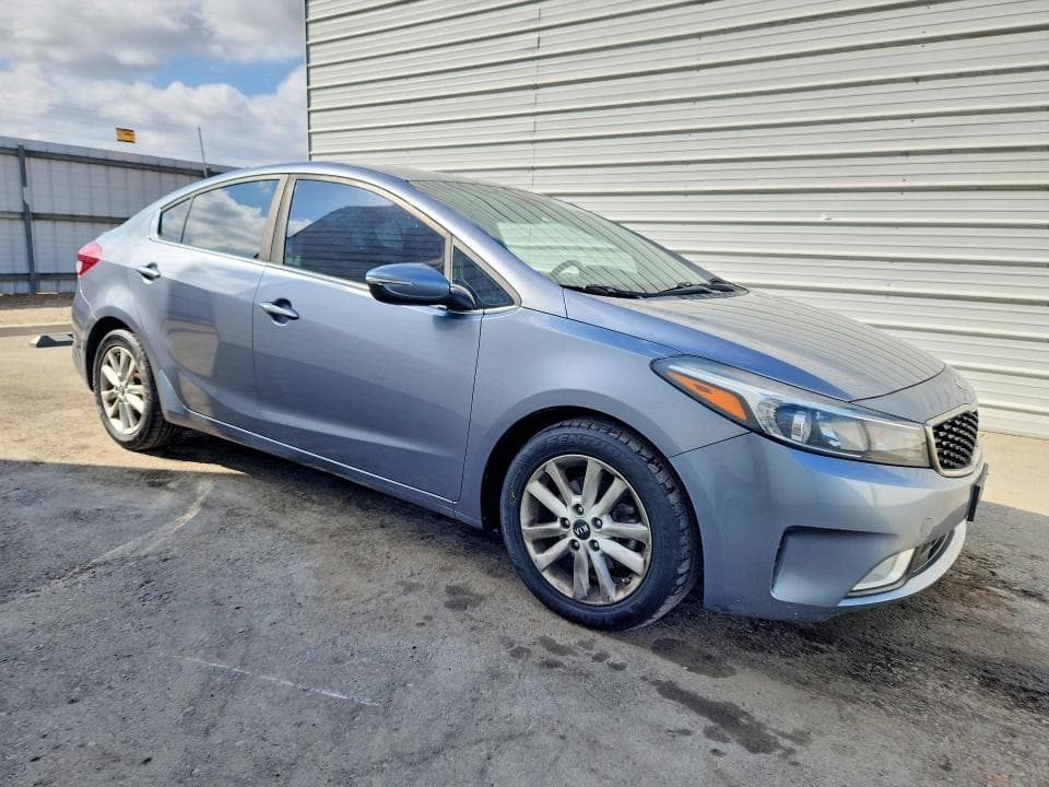 2017 KIA FORTE S 4