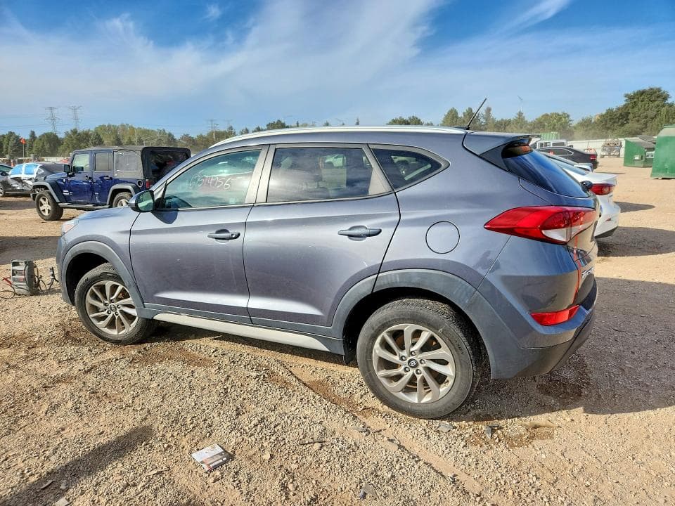 2017 HYUNDAI TUCSON SE 2