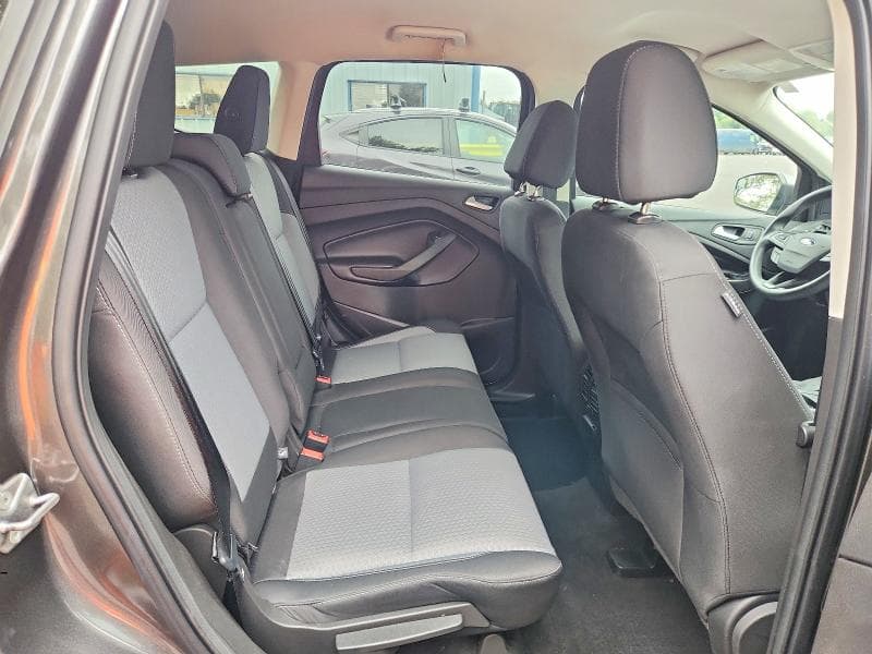 2017 FORD ESCAPE SE 10