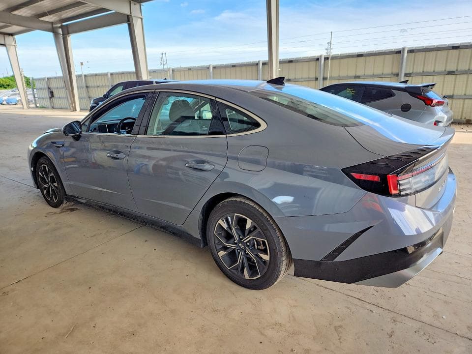 2025 HYUNDAI SONATA SEL 2