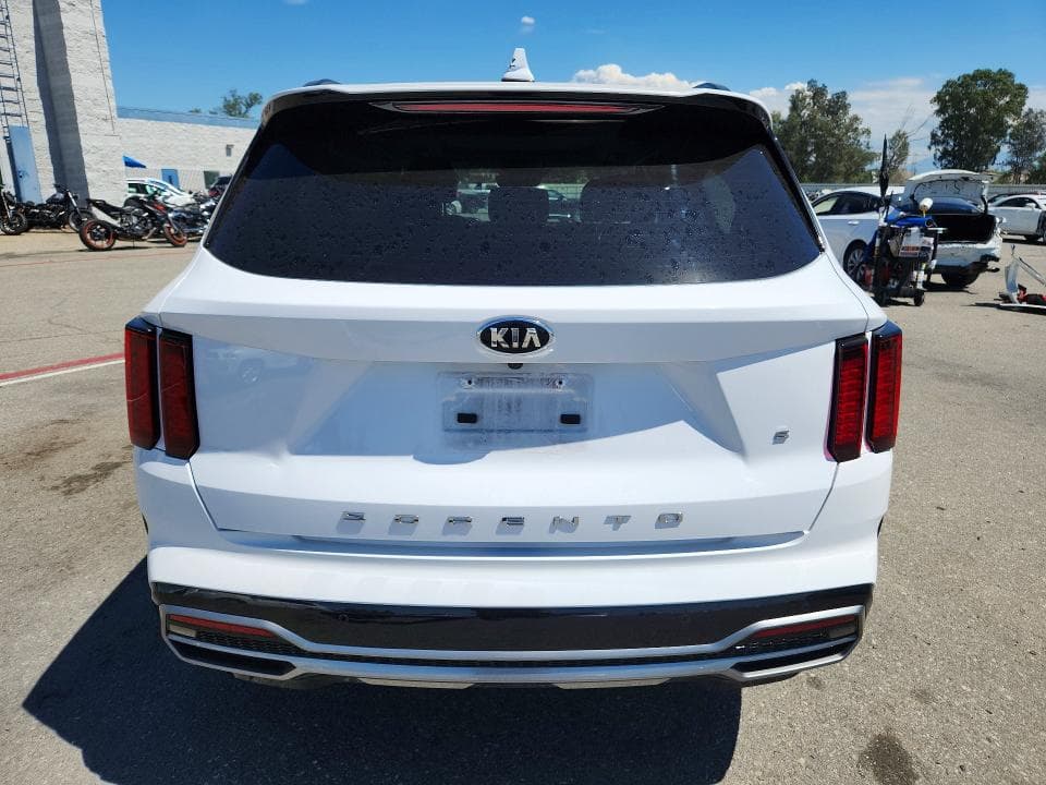 2021 KIA SORENTO S 6
