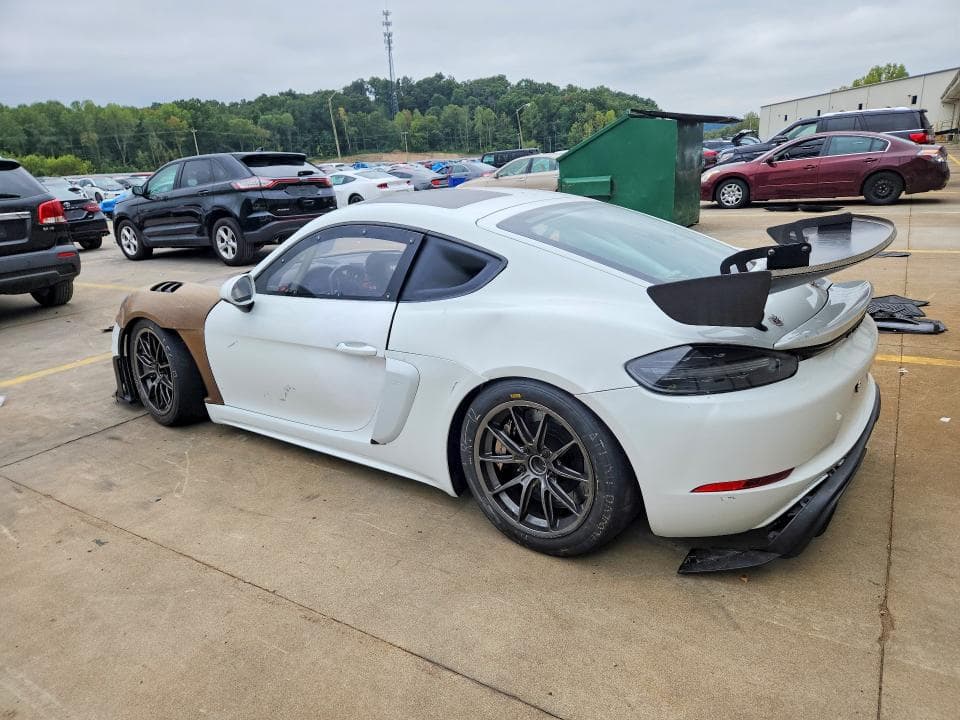 2024 PORSCHE CAYMAN GT4 2