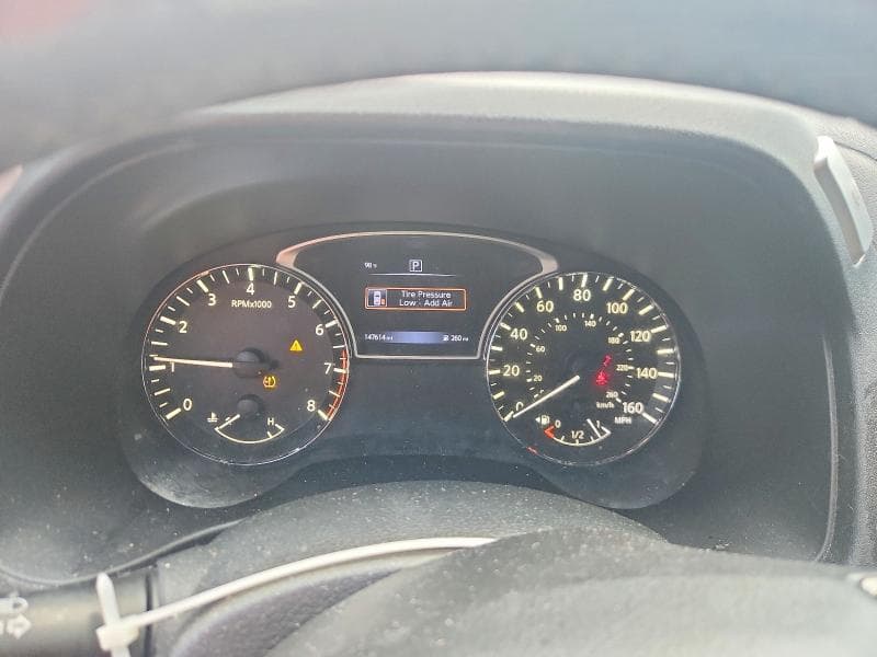 2017 NISSAN PATHFINDER SV 9