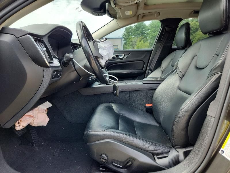 2020 VOLVO S60 T5 MOMENTUM 7