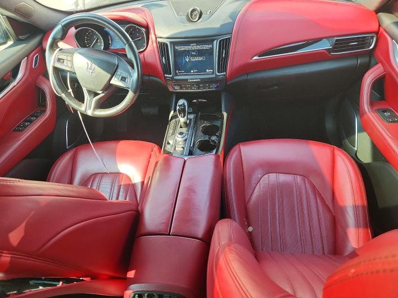 2018 MASERATI LEVANTE LUXURY 8