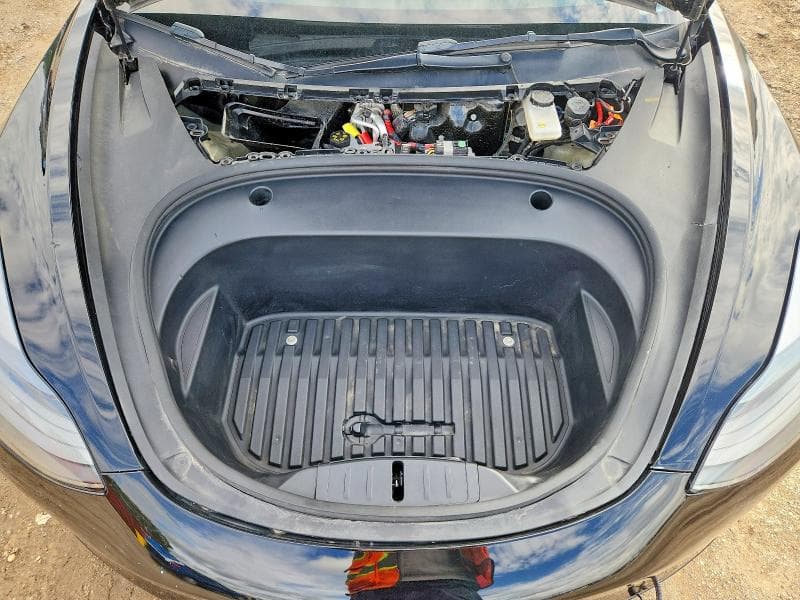 2023 TESLA MODEL 3 11