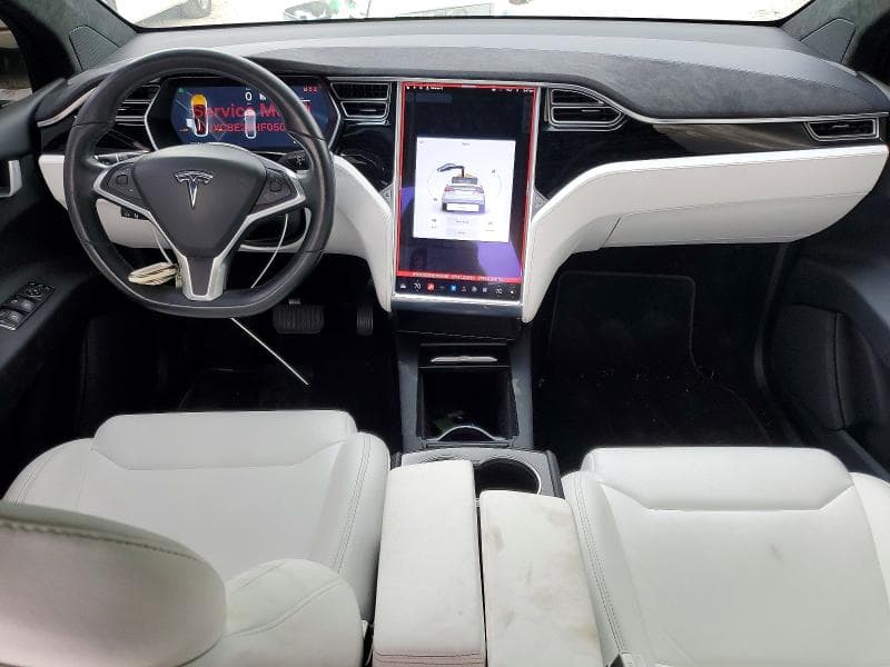 2017 TESLA MODEL X 8