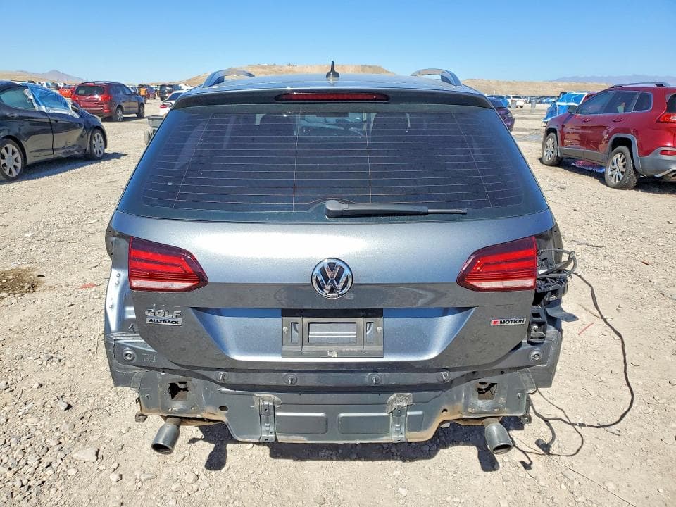2019 VOLKSWAGEN GOLF ALLTRACK S 6