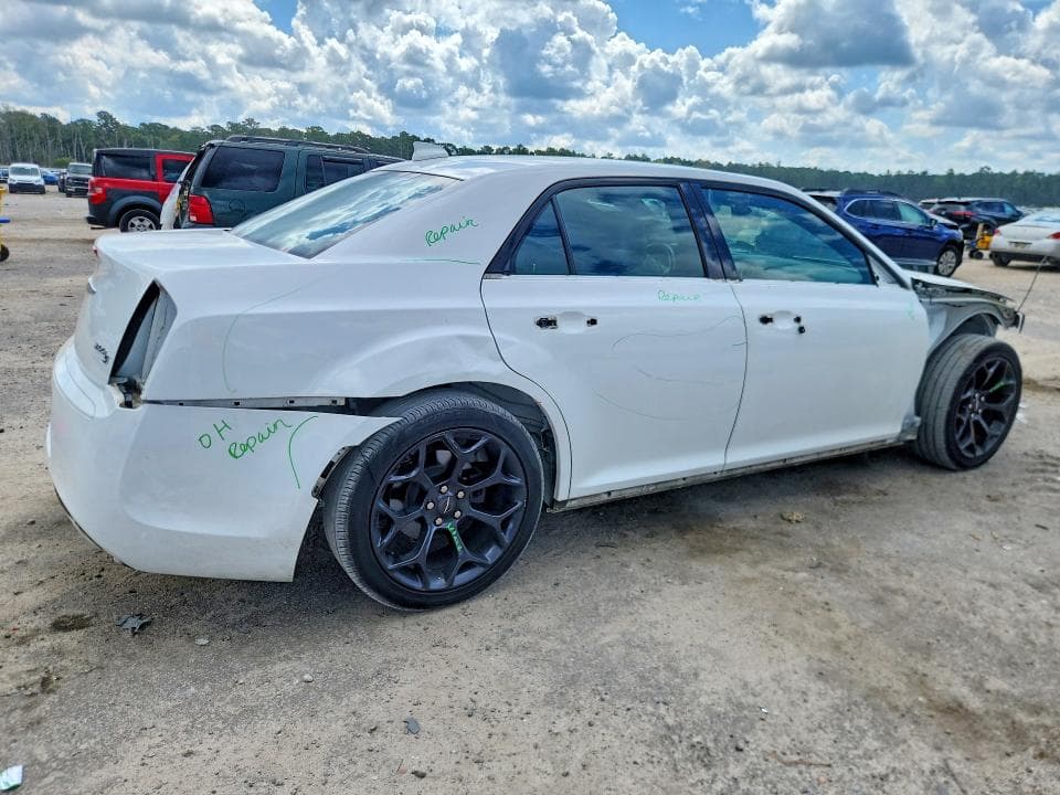 2019 CHRYSLER 300 S 3