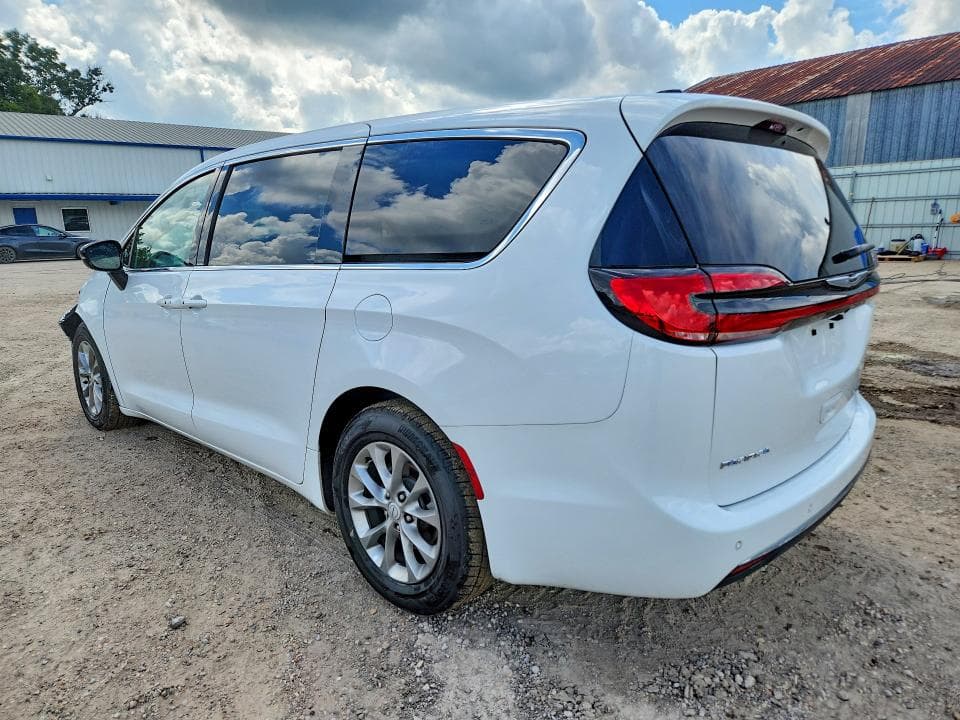 2026 CHRYSLER PACIFICA LIMITED 2