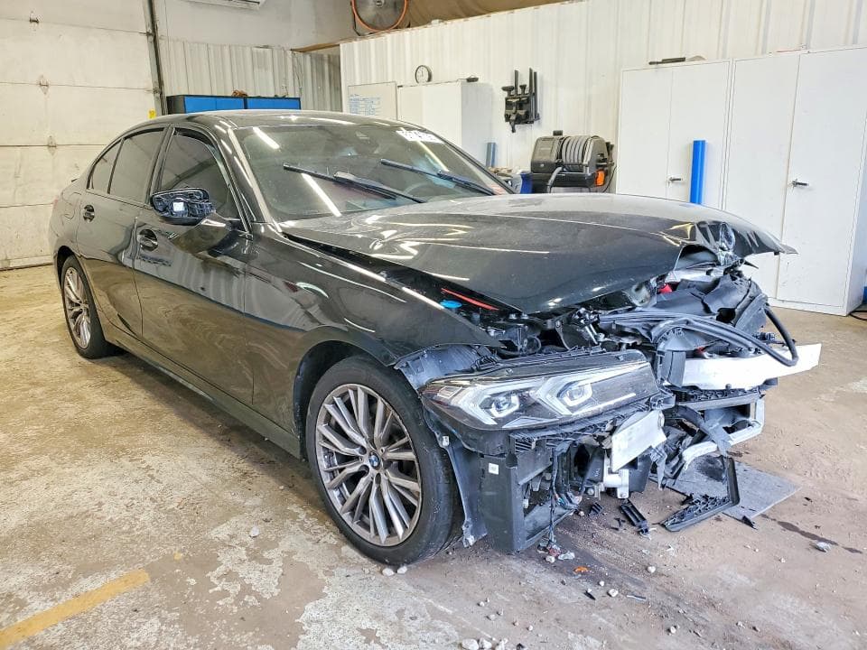 2023 BMW 330XI 4