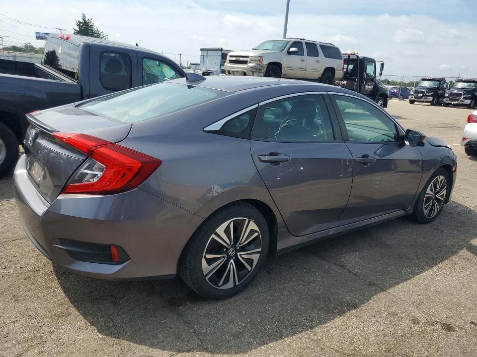 2017 HONDA CIVIC EX 3