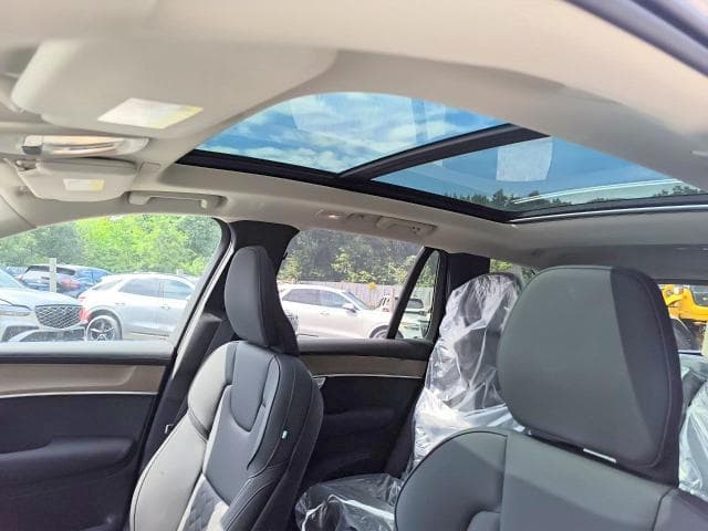 2026 VOLVO XC90 PLUS 15