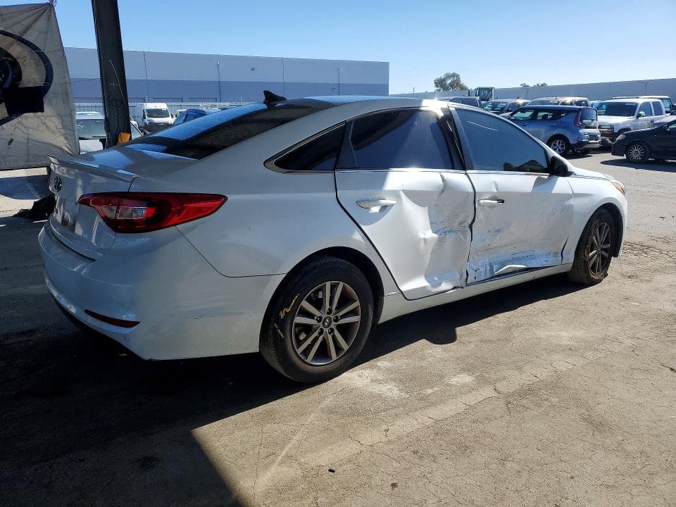 2017 HYUNDAI SONATA SE 3