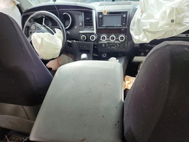 2018 TOYOTA SEQUOIA SR5 8