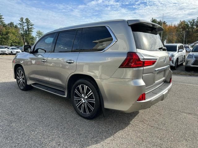 2018 LEXUS LX 570 3