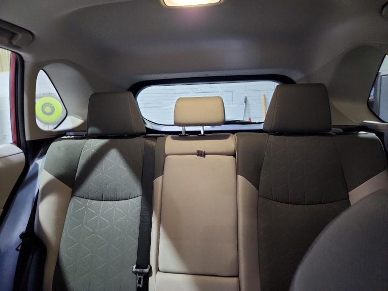 2025 TOYOTA RAV4 XLE 10