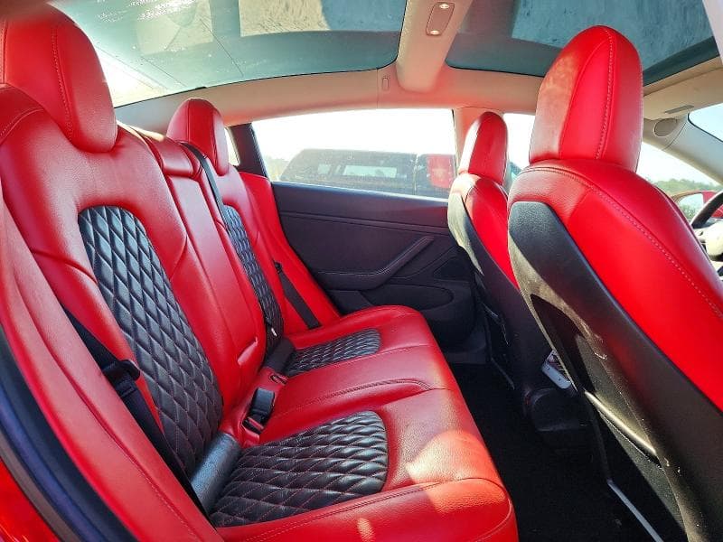 2018 TESLA MODEL 3 10