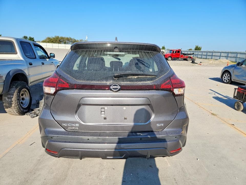 2023 NISSAN KICKS SR 6