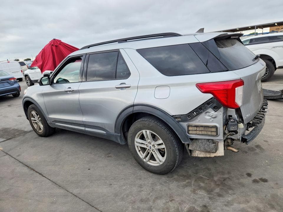 2023 FORD EXPLORER XLT 2