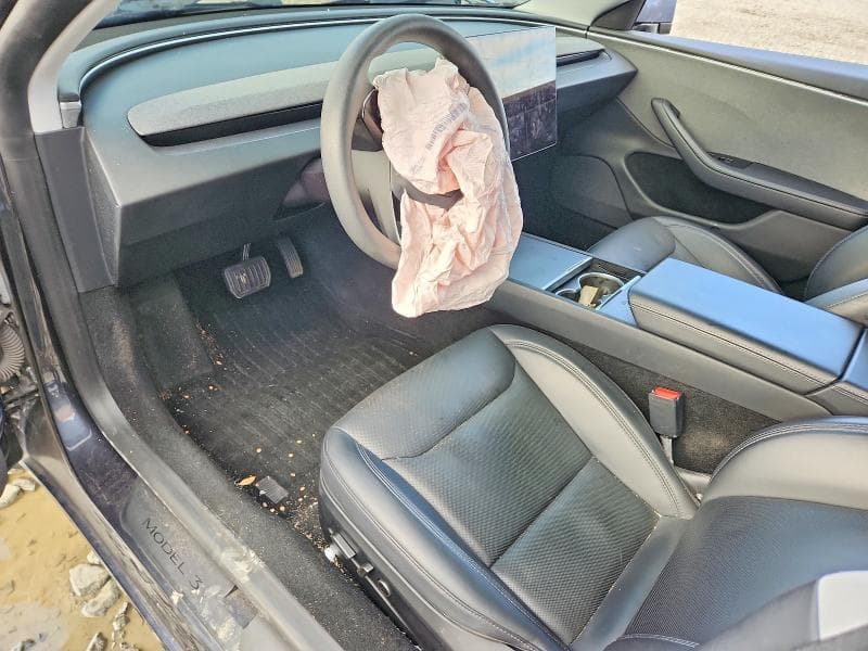 2024 TESLA MODEL 3 8
