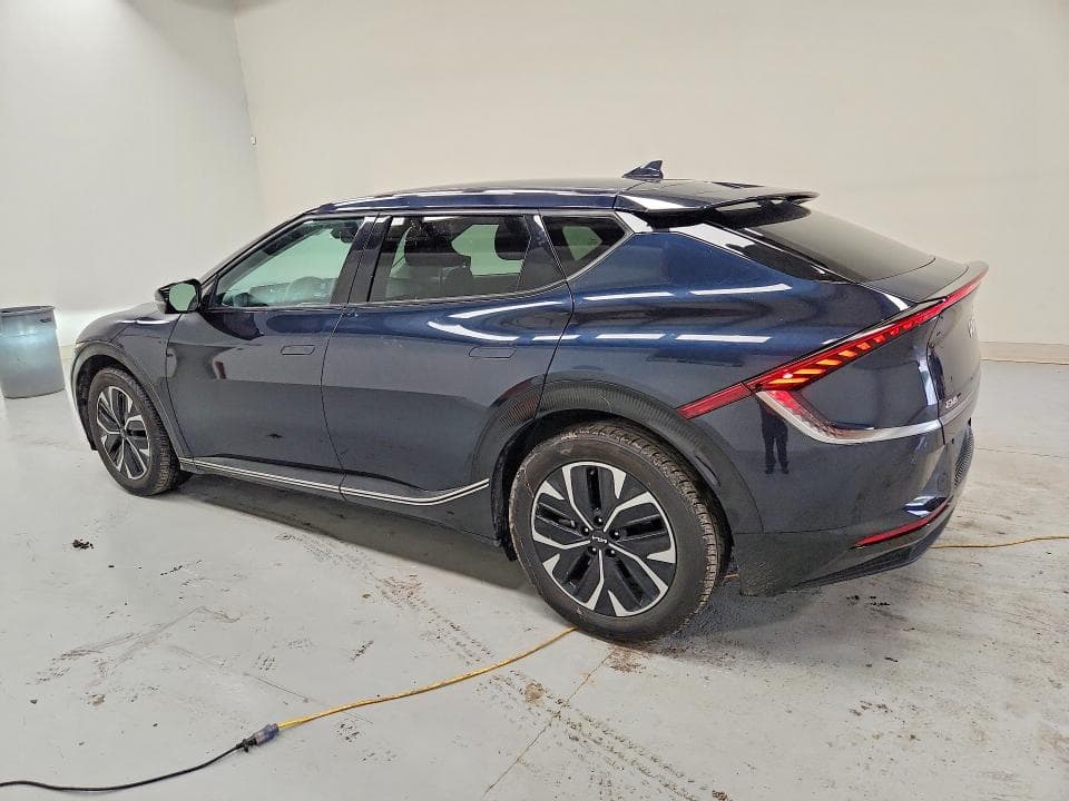 2023 KIA EV6 WIND 2