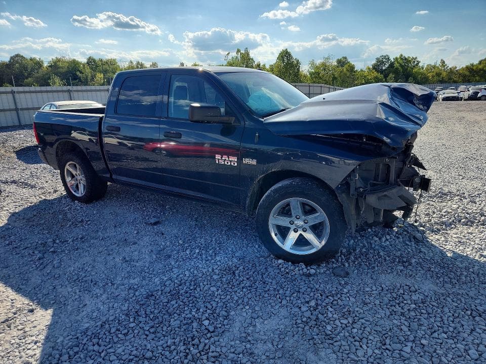 2017 RAM 1500 ST 4