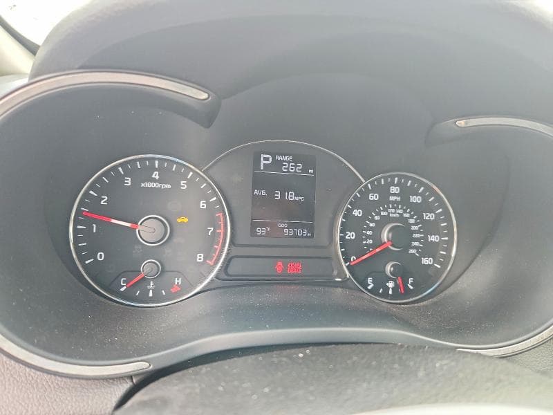 2018 KIA FORTE LX 9