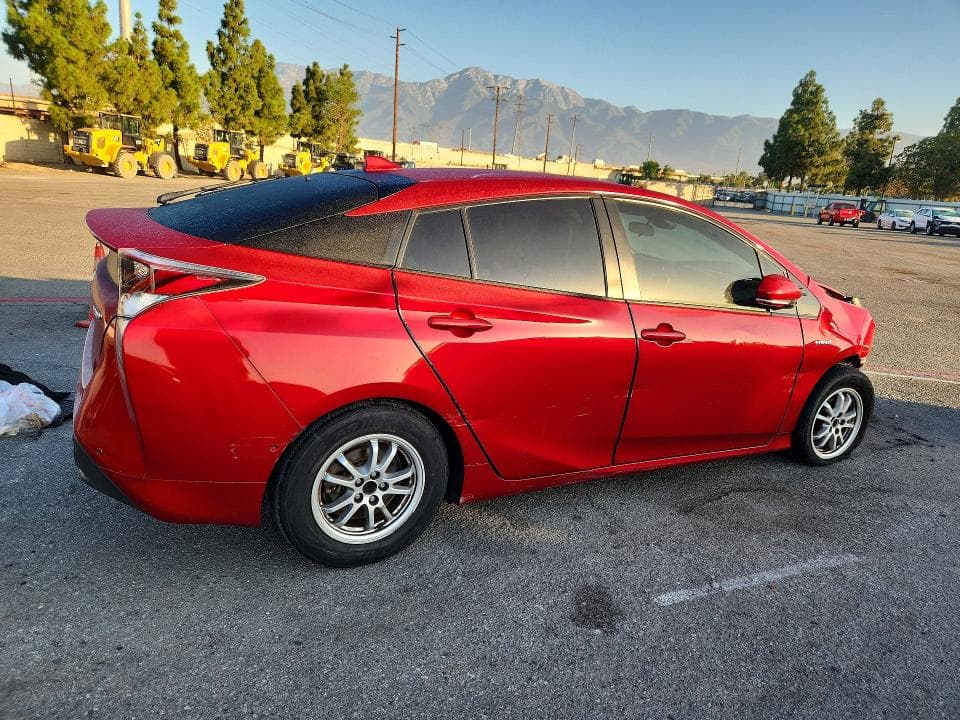 2017 TOYOTA PRIUS TWO 3