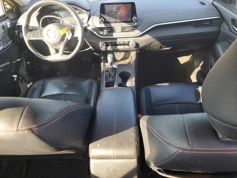 2022 NISSAN ALTIMA SR 8
