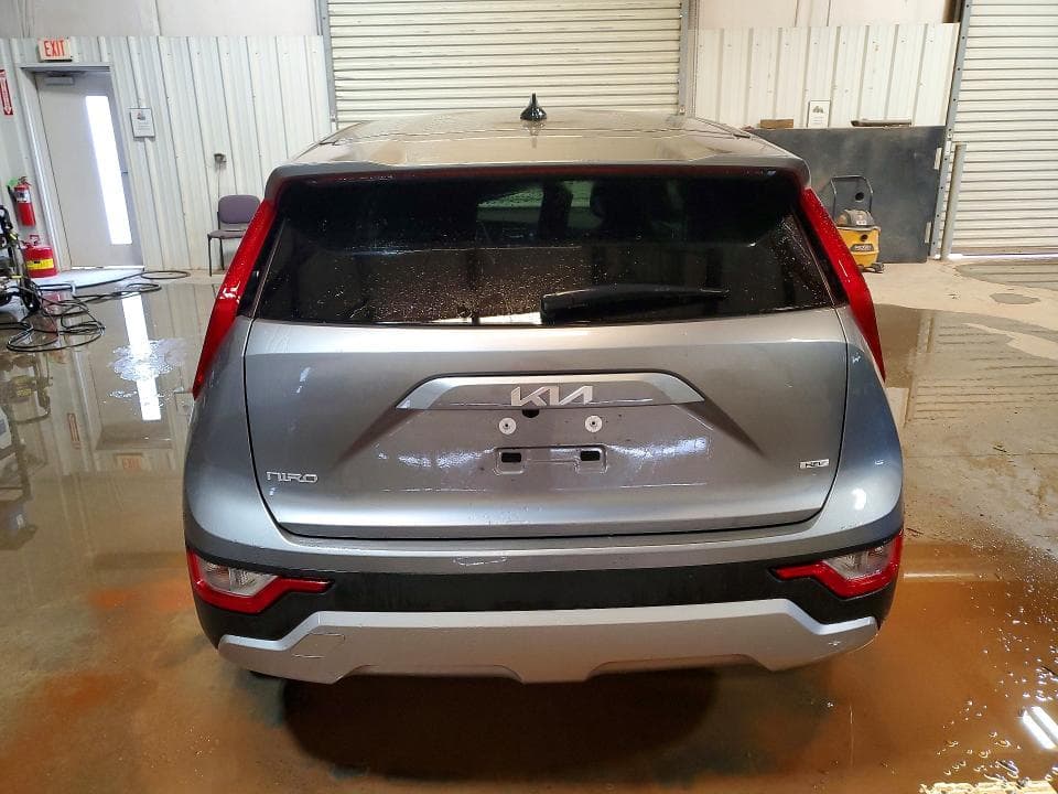 2026 KIA NIRO LX 6