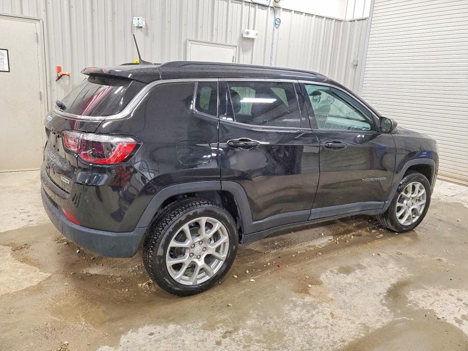 2024 JEEP COMPASS LATITUDE LUX 3