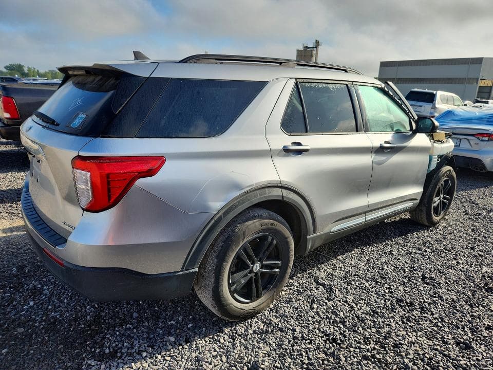 2021 FORD EXPLORER XLT 3