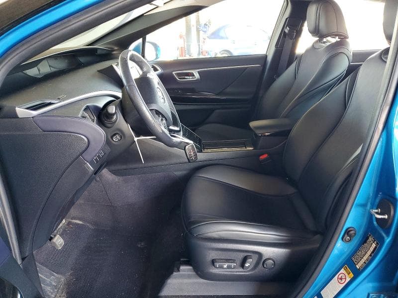 2018 TOYOTA MIRAI BASE 7