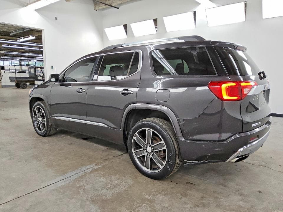 2018 GMC ACADIA DENALI 2