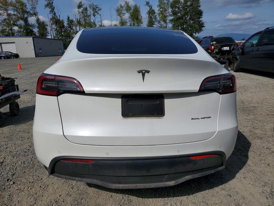 2022 TESLA MODEL Y 6