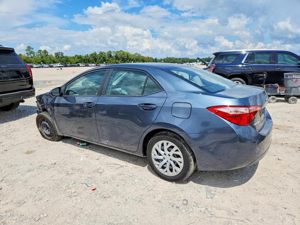 2017 TOYOTA COROLLA LE 2