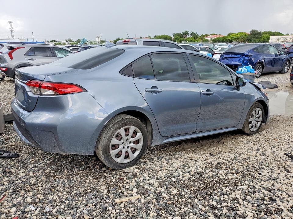 2020 TOYOTA COROLLA LE 3