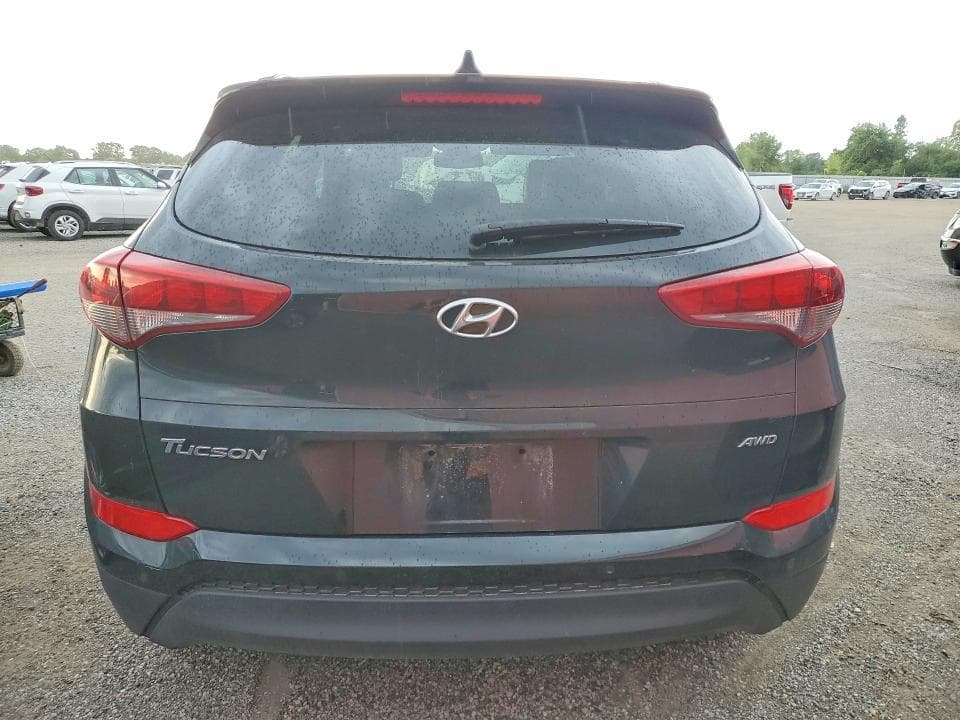 2018 HYUNDAI TUCSON SE 6