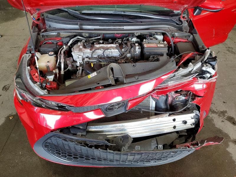 2020 TOYOTA COROLLA LE 11