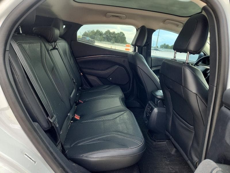 2021 FORD MUSTANG MACH-E PREMIUM 10