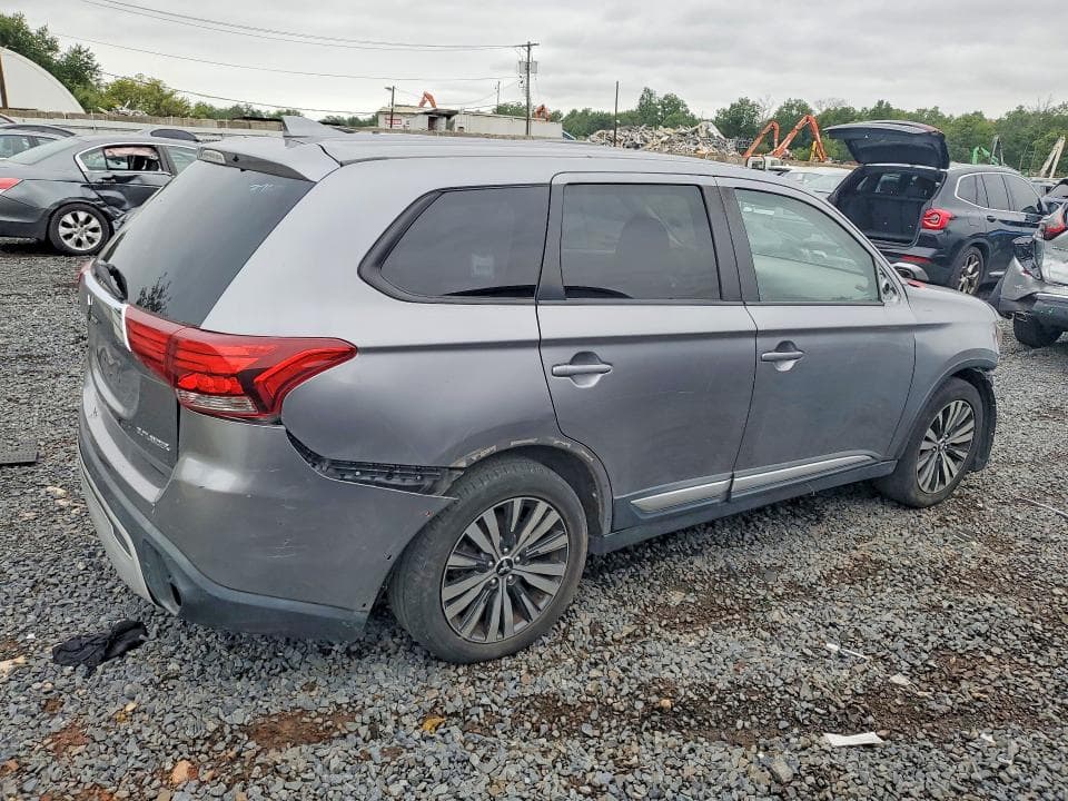 2019 MITSUBISHI OUTLANDER ES 3