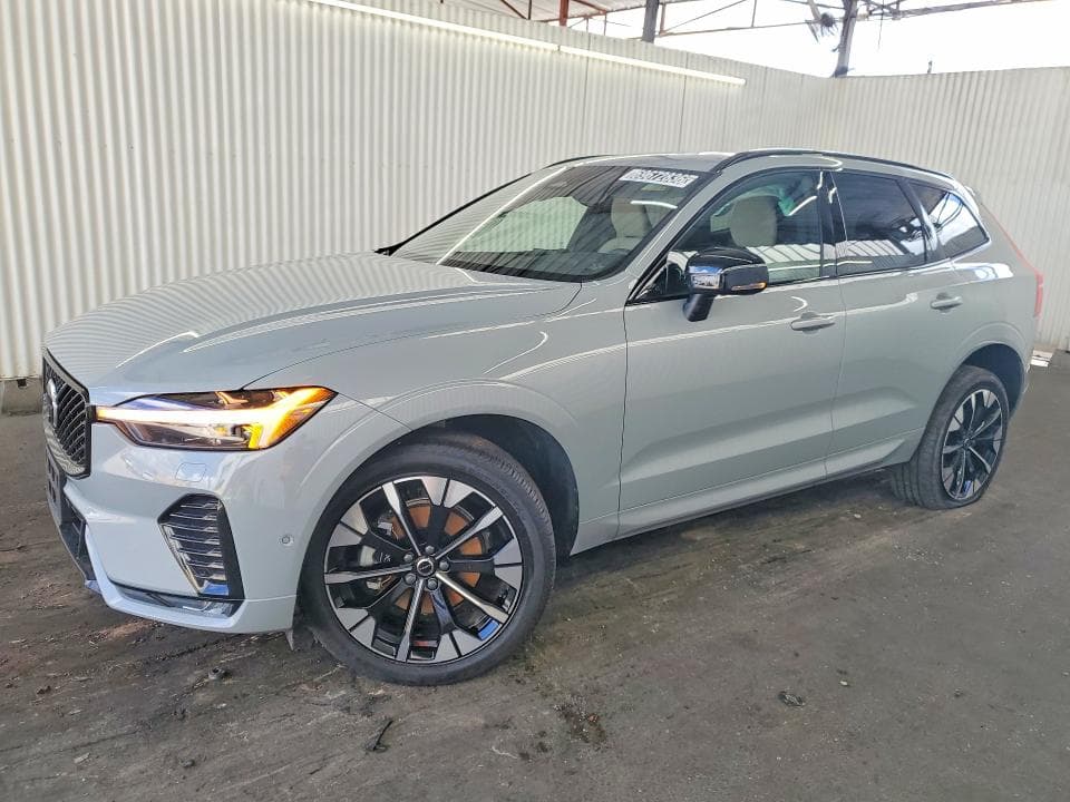 2026 VOLVO XC60 PLUS - 1