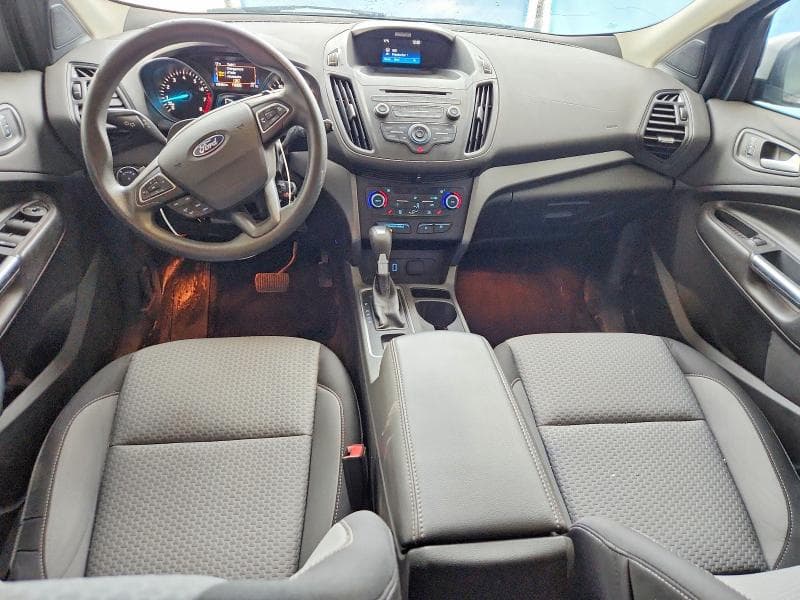2017 FORD ESCAPE SE 8
